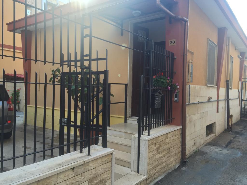 דירות ברינדיזי Casa Commenda חדר תמונה
